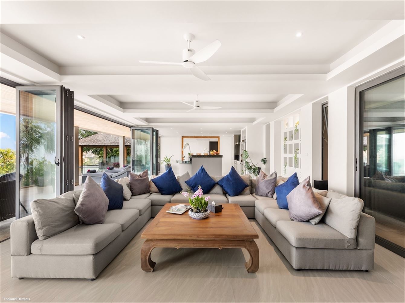 Villa Firefly