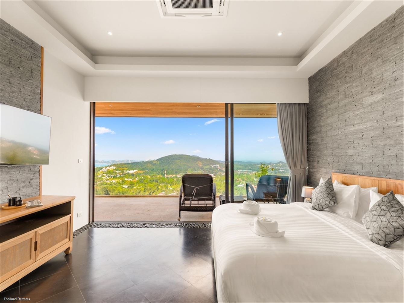 Villa Firefly