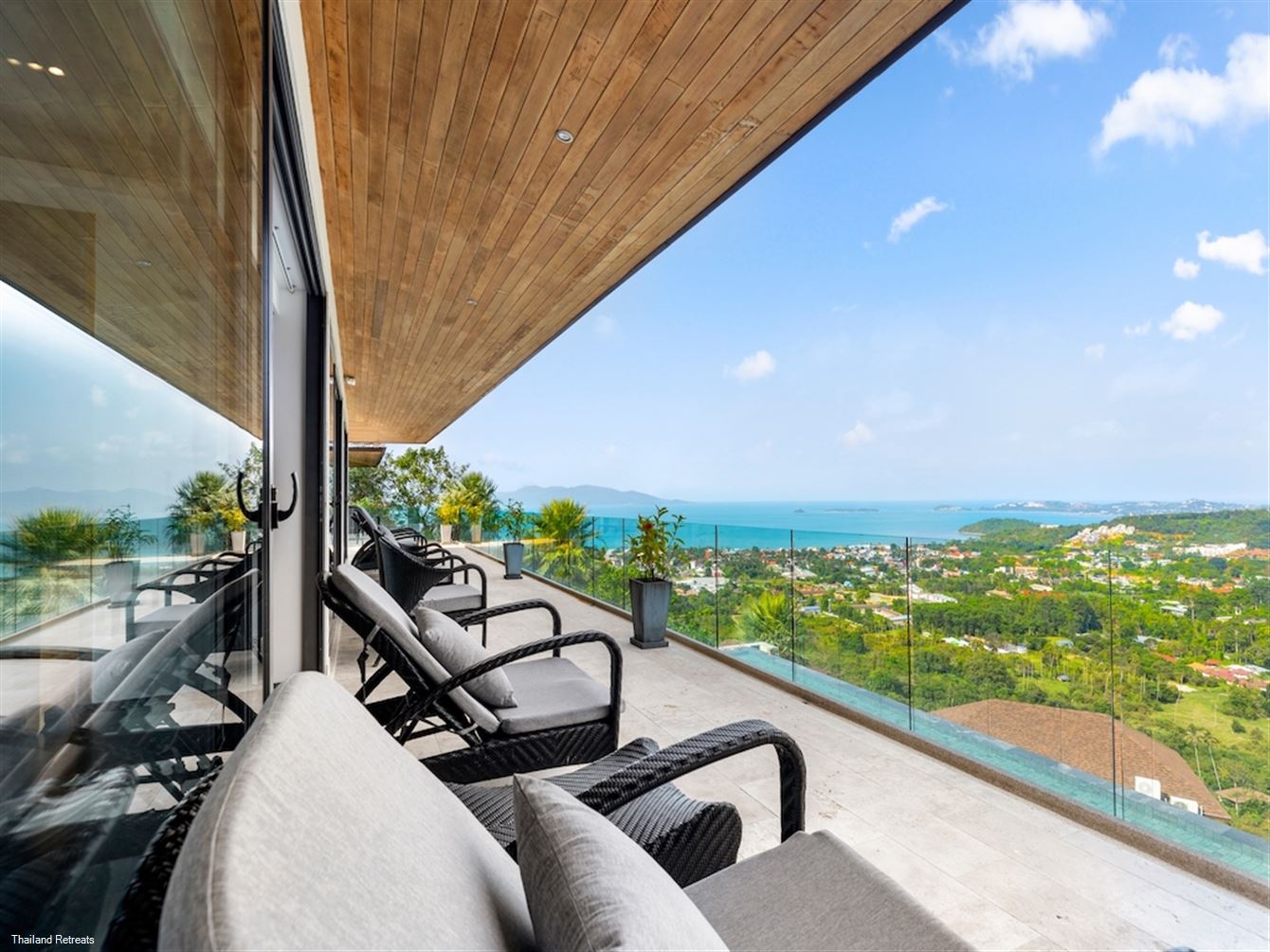 Villa Firefly