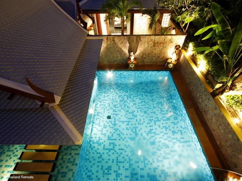 Baan Lom Talay