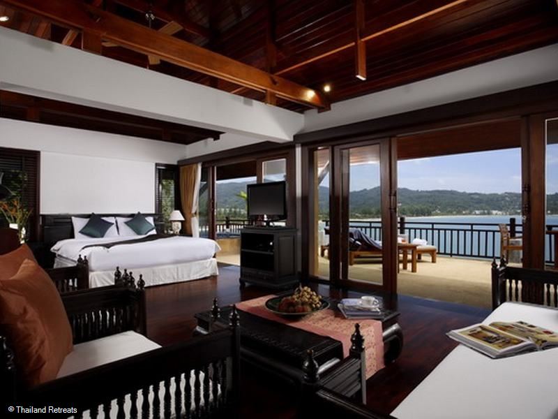 Baan Lom Talay