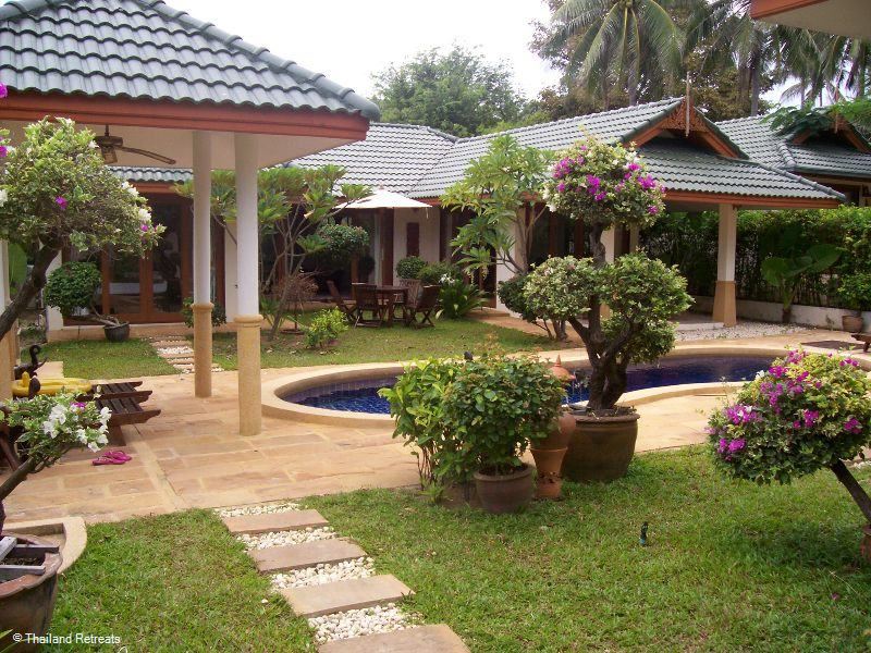 Frangipani Villa