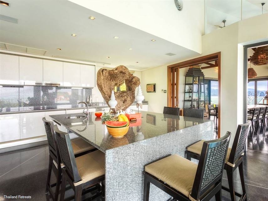 Villa Skyfall