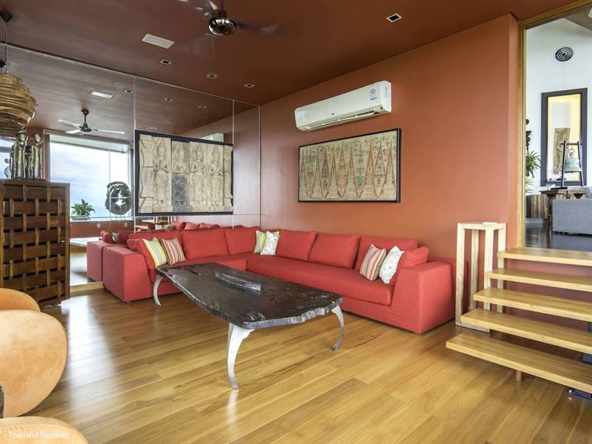 Villa Skyfall