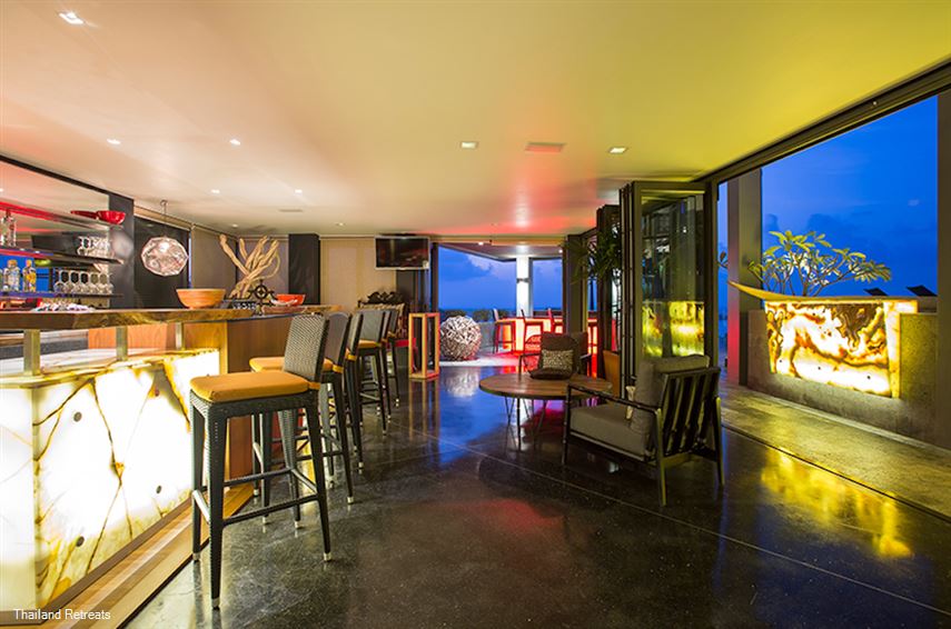 Villa Skyfall