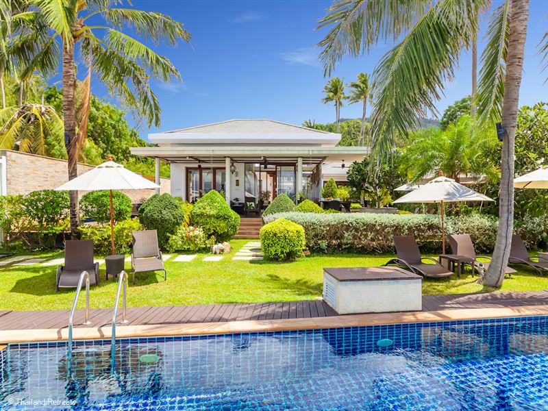 The Lotus Beach villa