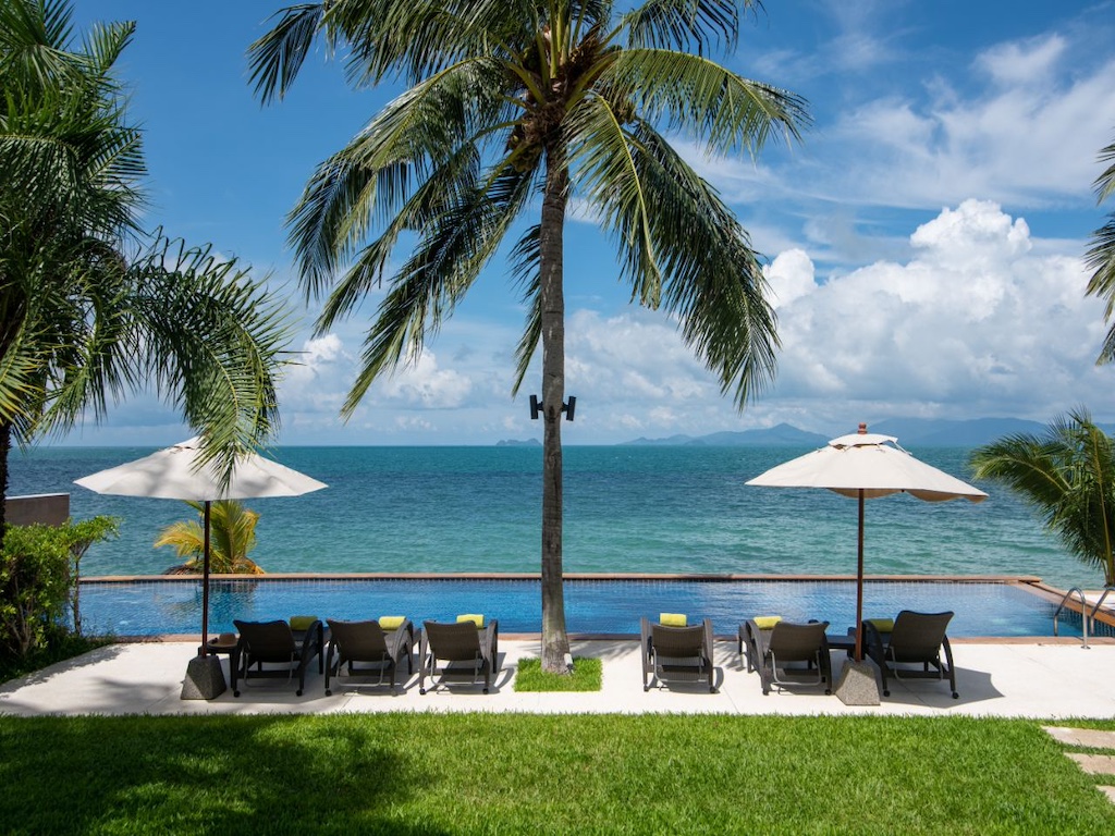 The Lotus Beach villa