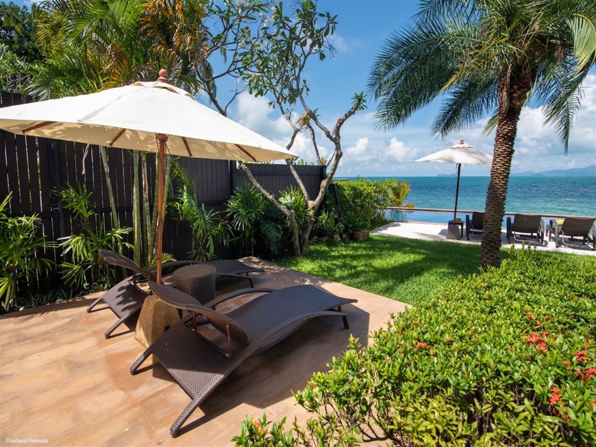 The Lotus Beach villa