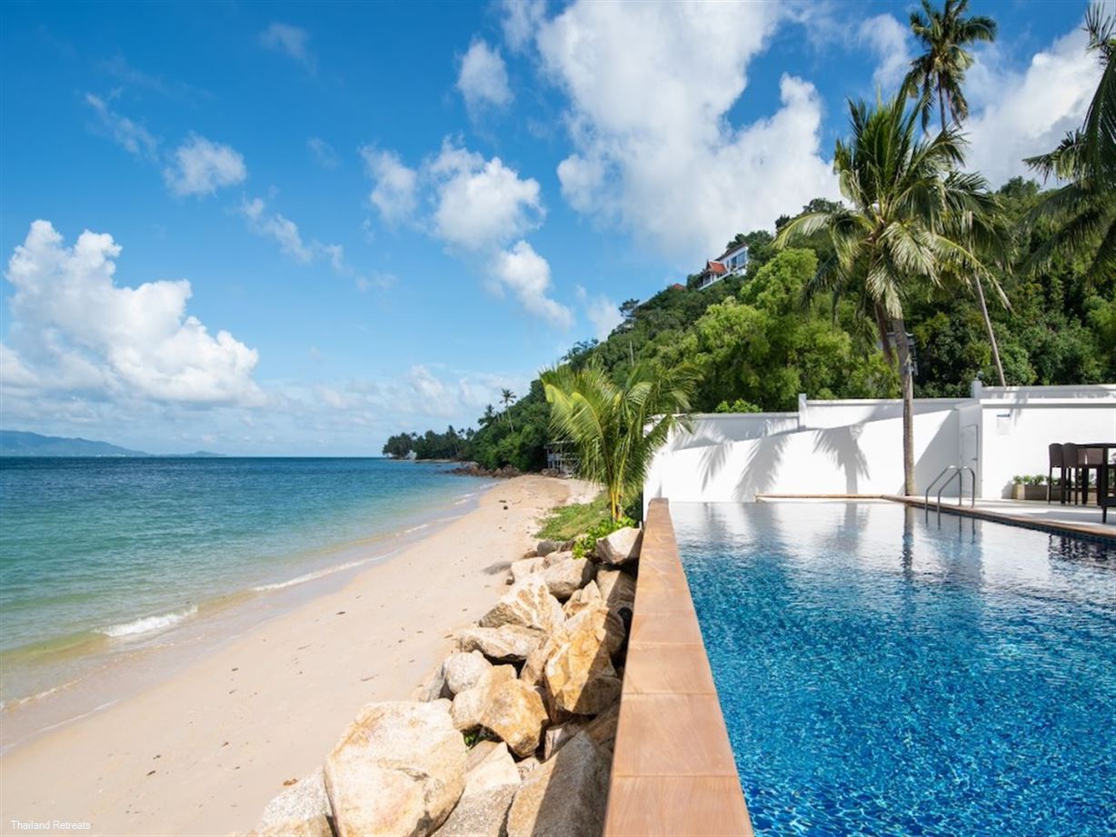 The Lotus Beach villa