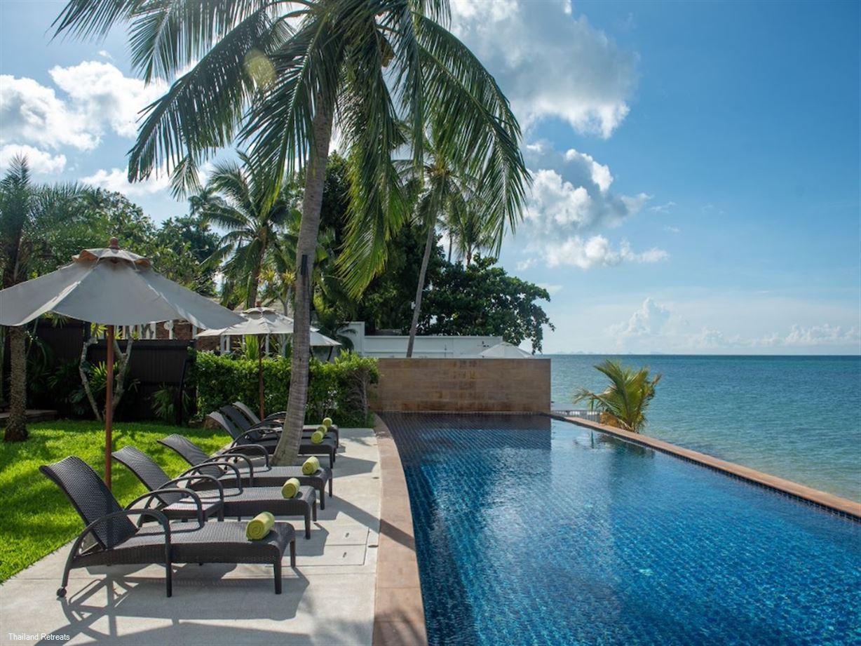 The Lotus Beach villa