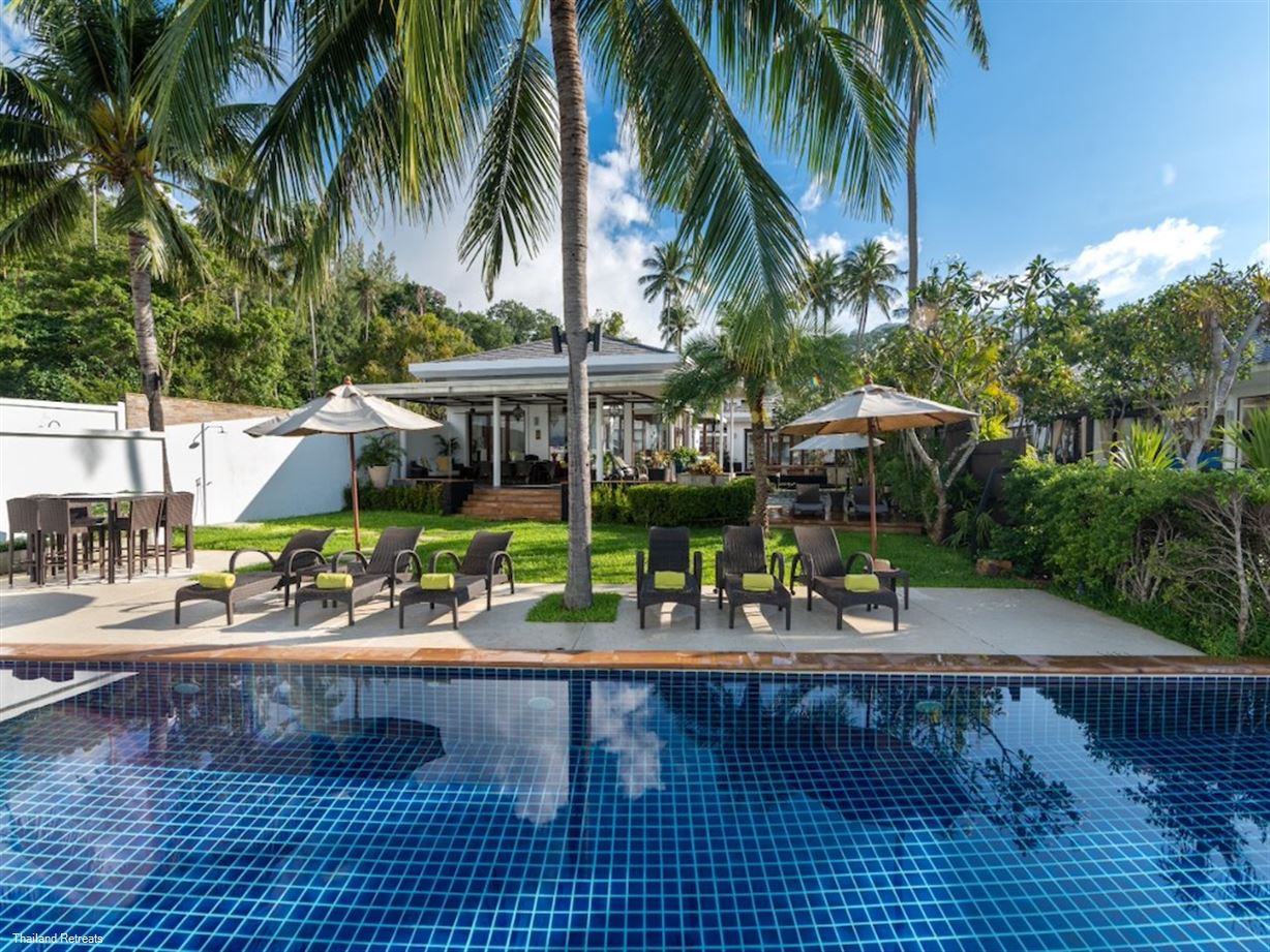 The Lotus Beach villa