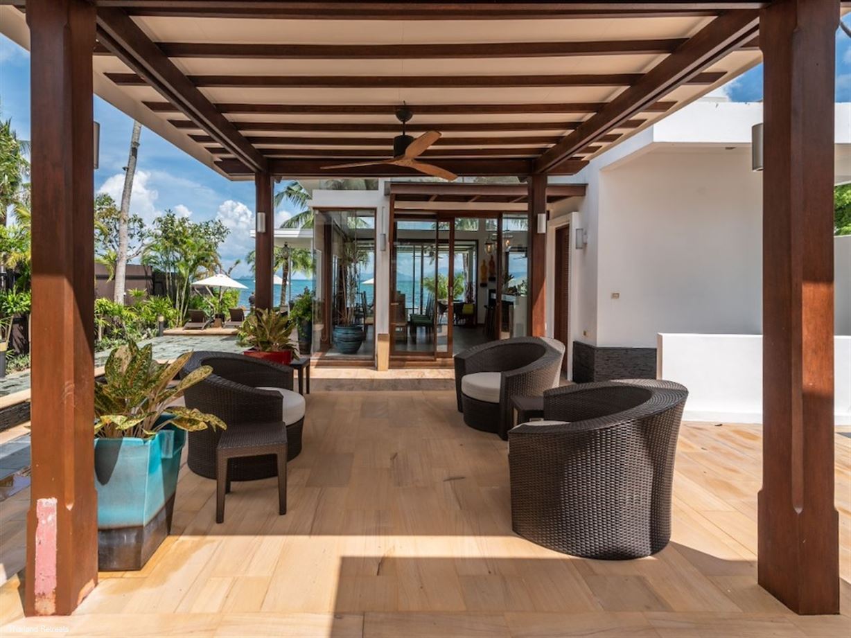 The Lotus Beach villa