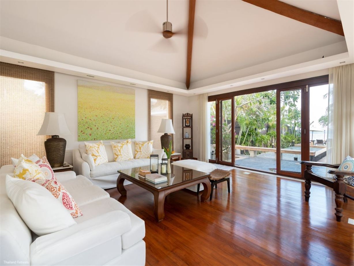 The Lotus Beach villa