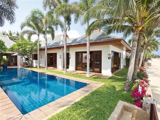 Villa Gardenia is a high end luxury Koh Samui villa set within an exclusive beachfront estate on a beautiful long sandy beach with good swimming. Fantastic views over to Koh Phangan and centrally located. 5 minutes from Fisherman's village. Offers 2 bedroom and 4 bedroom occupancy.
