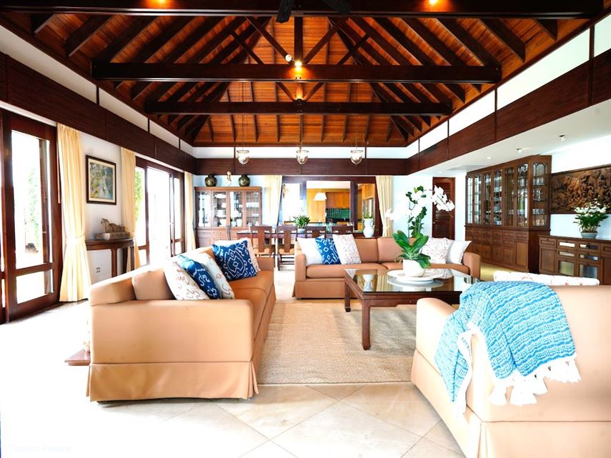 Villa Lotus