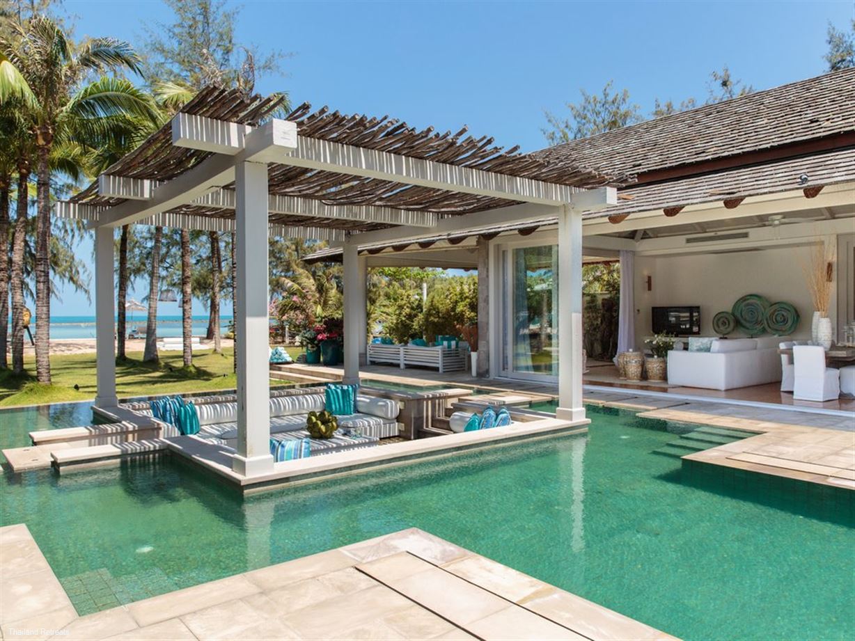 Mia Beach Villa