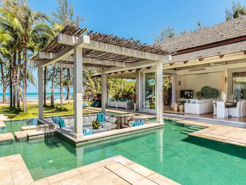 Mia Beach Villa