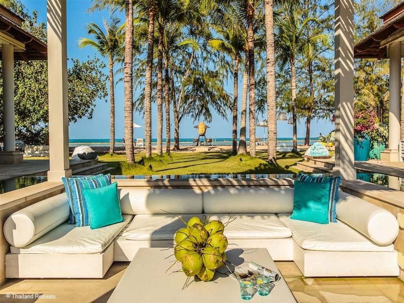 Mia Beach Villa