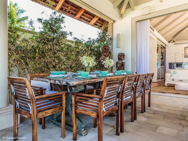 Mia Beach Villa