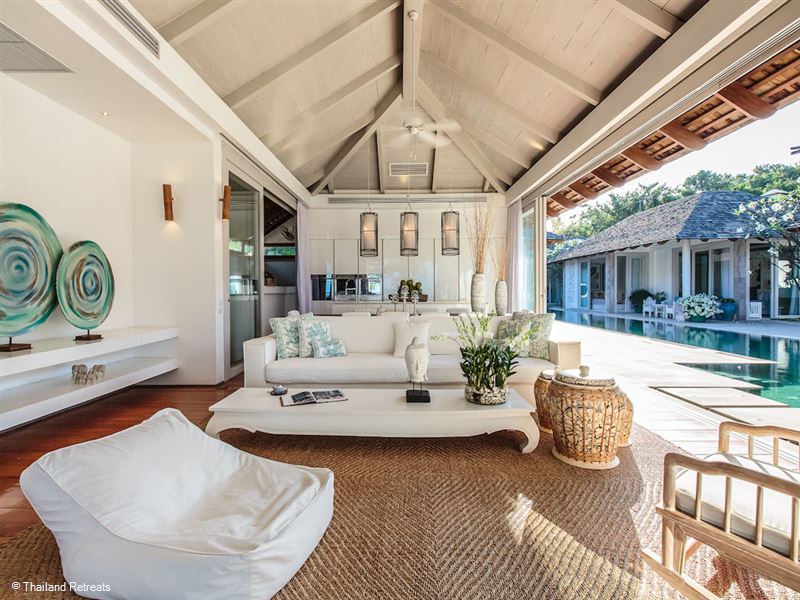 Mia Beach Villa