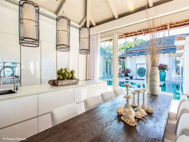 Mia Beach Villa