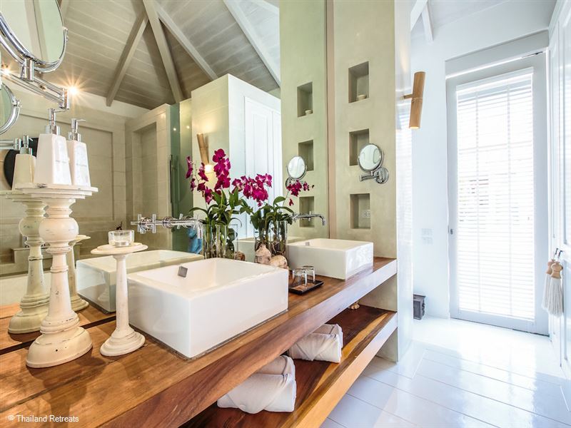 Mia Beach Villa