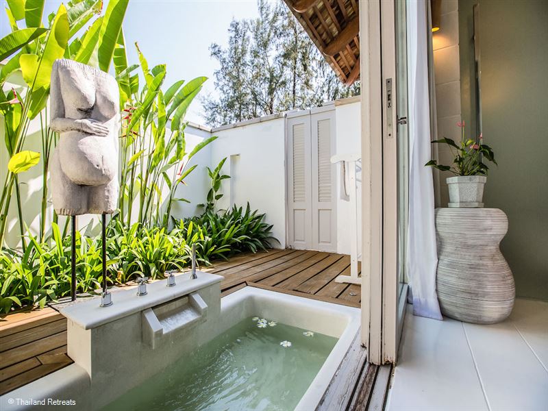 Mia Beach Villa