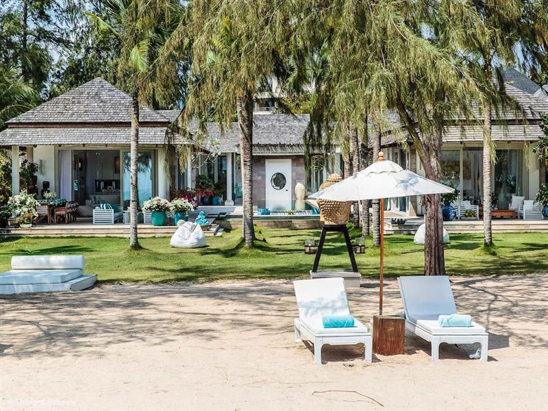 Mia Beach Villa
