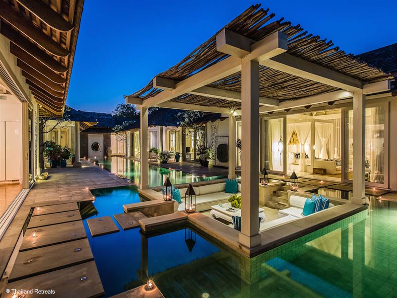 Mia Beach Villa