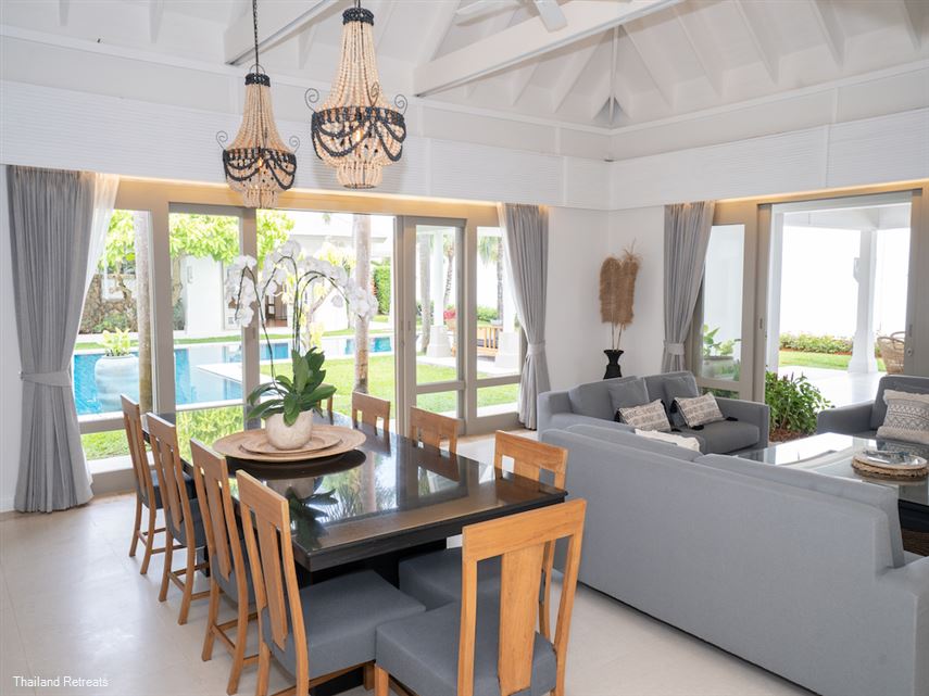 Villa Waterlily