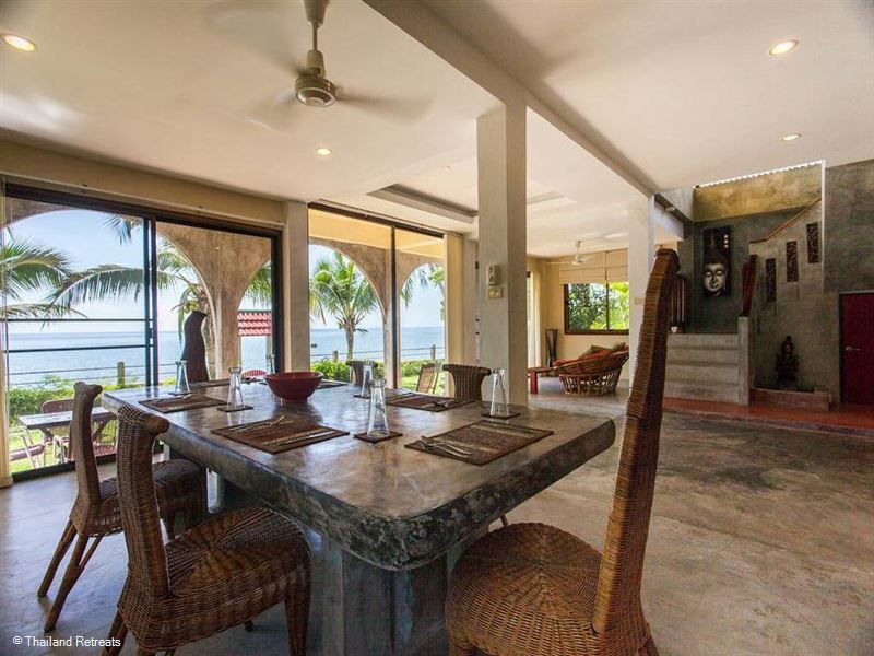 Charu Bay Villa