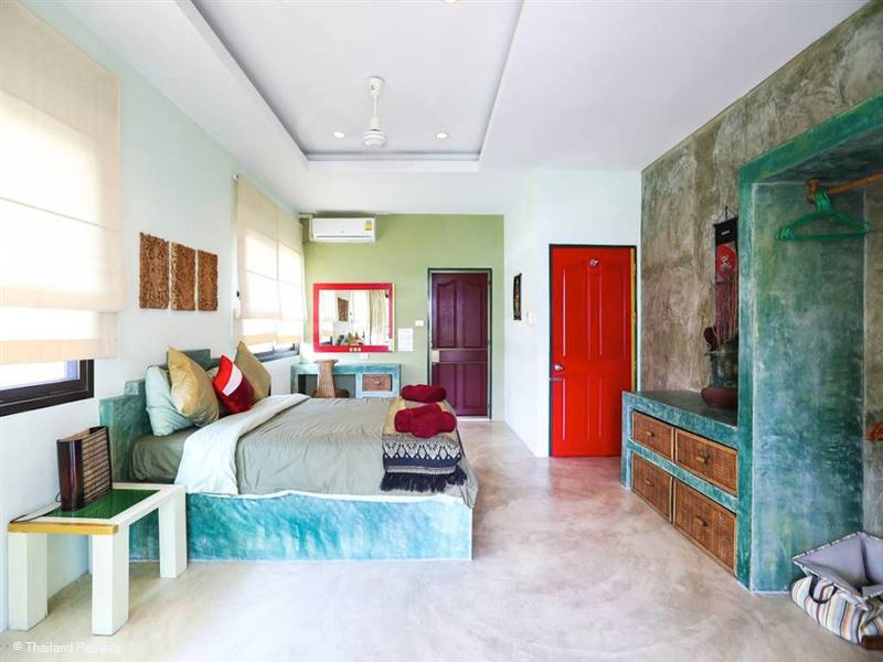 Charu Bay Villa