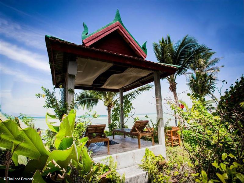 Charu Bay Villa