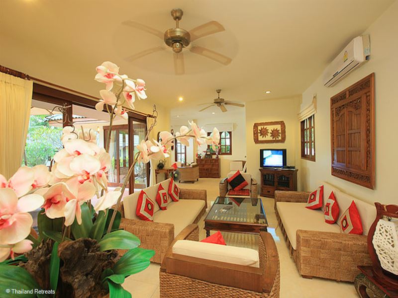 Idyllic Grand Villas