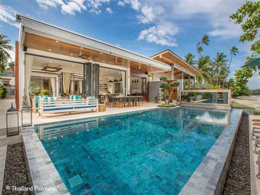 <p>Villa Suma is a beachfront 4- 6 bedroom contemporary villa + kiddies room has a cutting edge design and set on the on the quiet shores of Laem Sor beachin the south of Koh Samui.<span style="font-size: 10pt;"><strong><span style="color: #000080;">Reduced rates for 4 &amp; 5 bedroom&nbsp;occupancy with exclusive use of the villa.</span></strong></span></p>
