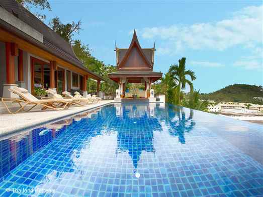 <p>Baan Surin Sawan is situated on an exclusive hillside estate just minutes away from Phuket's popular west coast beaches of Surin and Bang Tao. This elegant villa embraces luxurious, tropical living.</p>