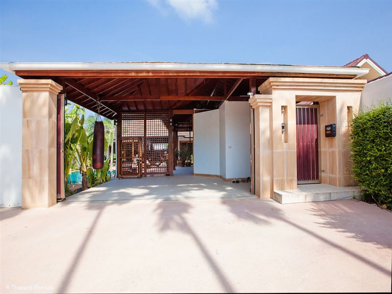 Baan Rengron