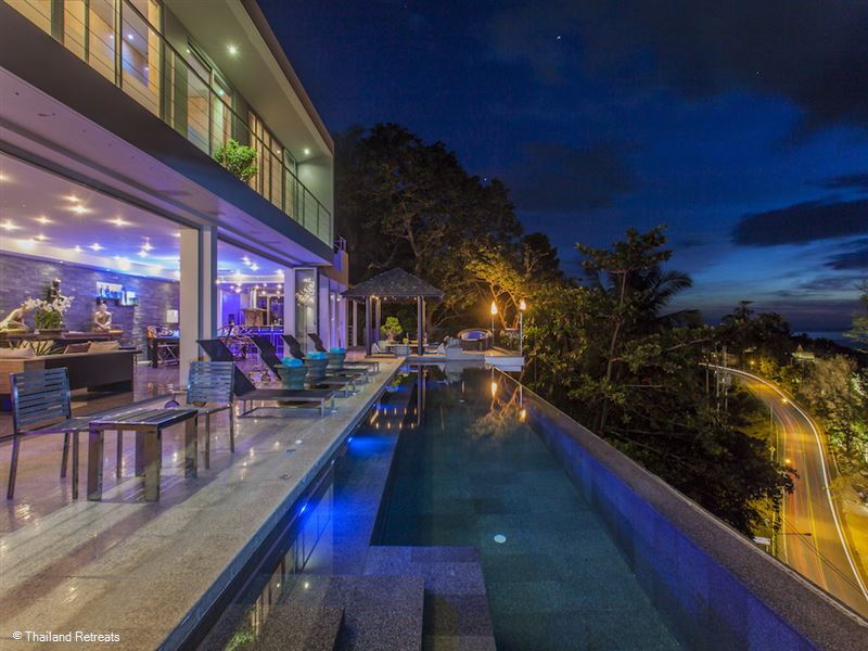 Bluesiam Villa
