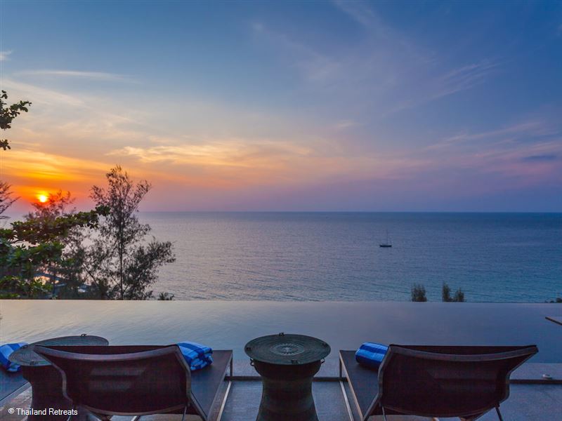 Bluesiam Villa