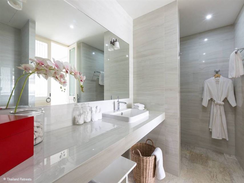 Villa Saam at Skye Beach Villas