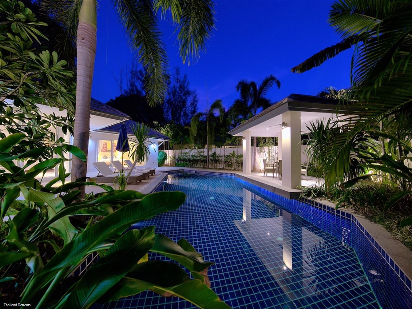 Baan Rim Talay