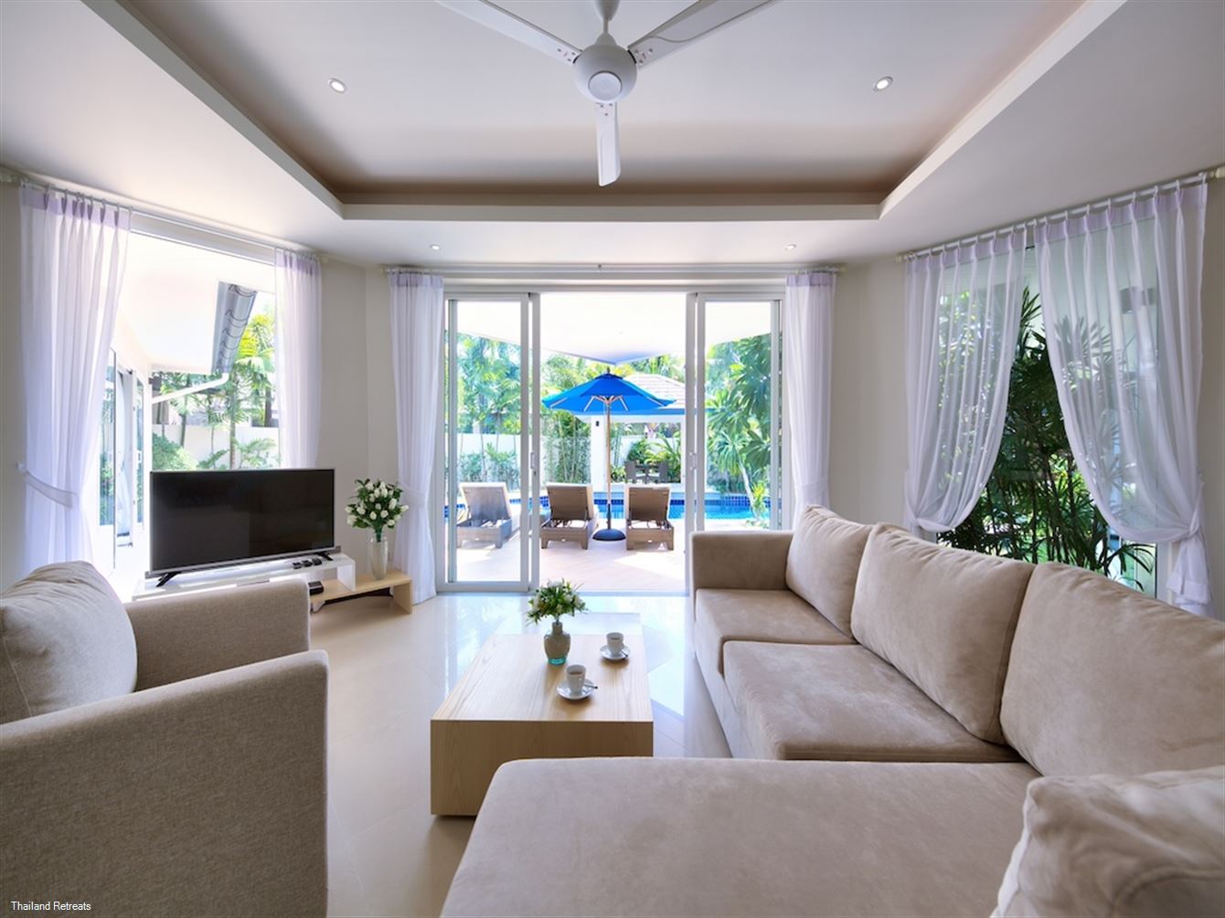 Baan Rim Talay