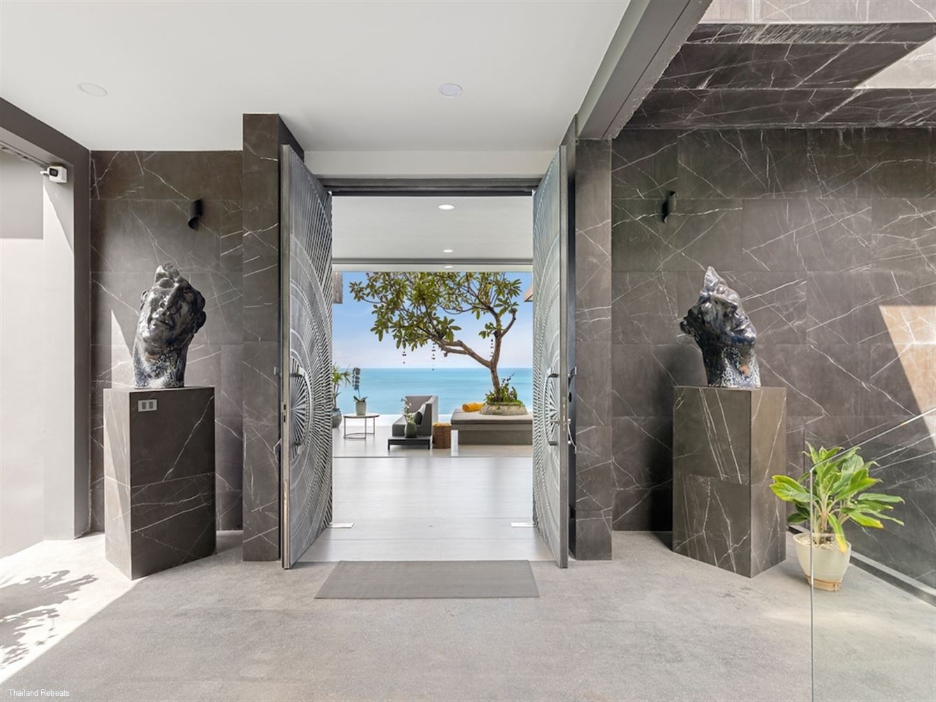 Villa Moonstar