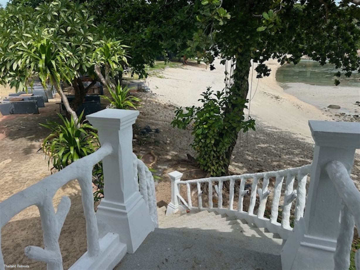Villa Maliya
