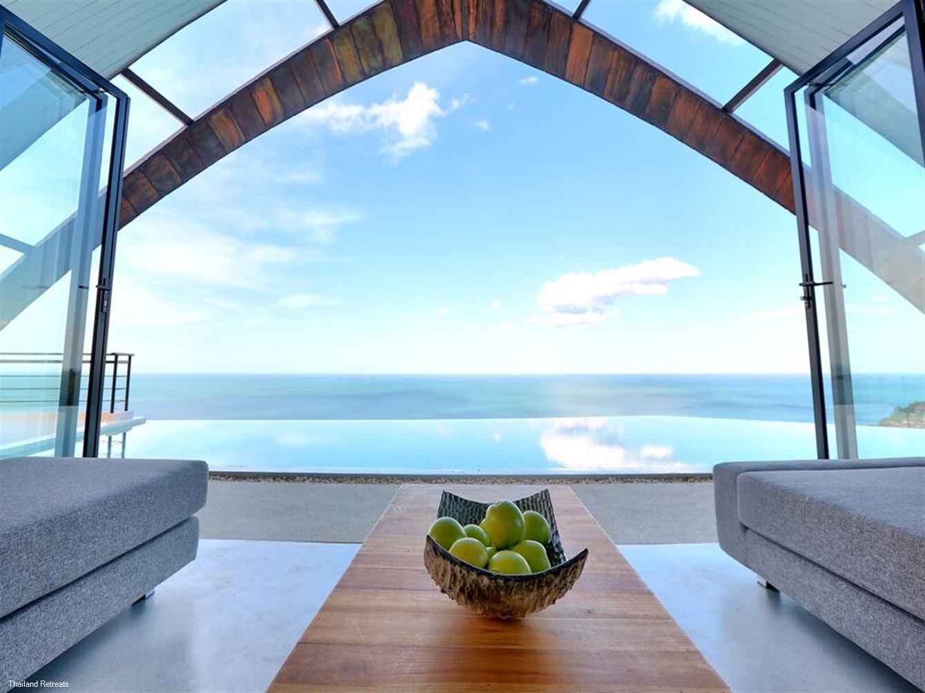 Chaweng Peak Villas