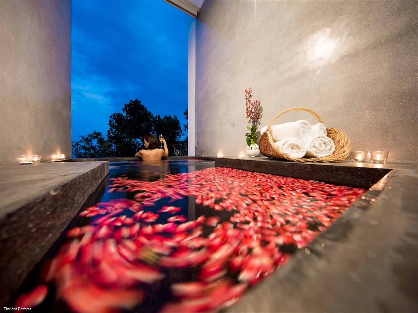 Chaweng Peak Villas