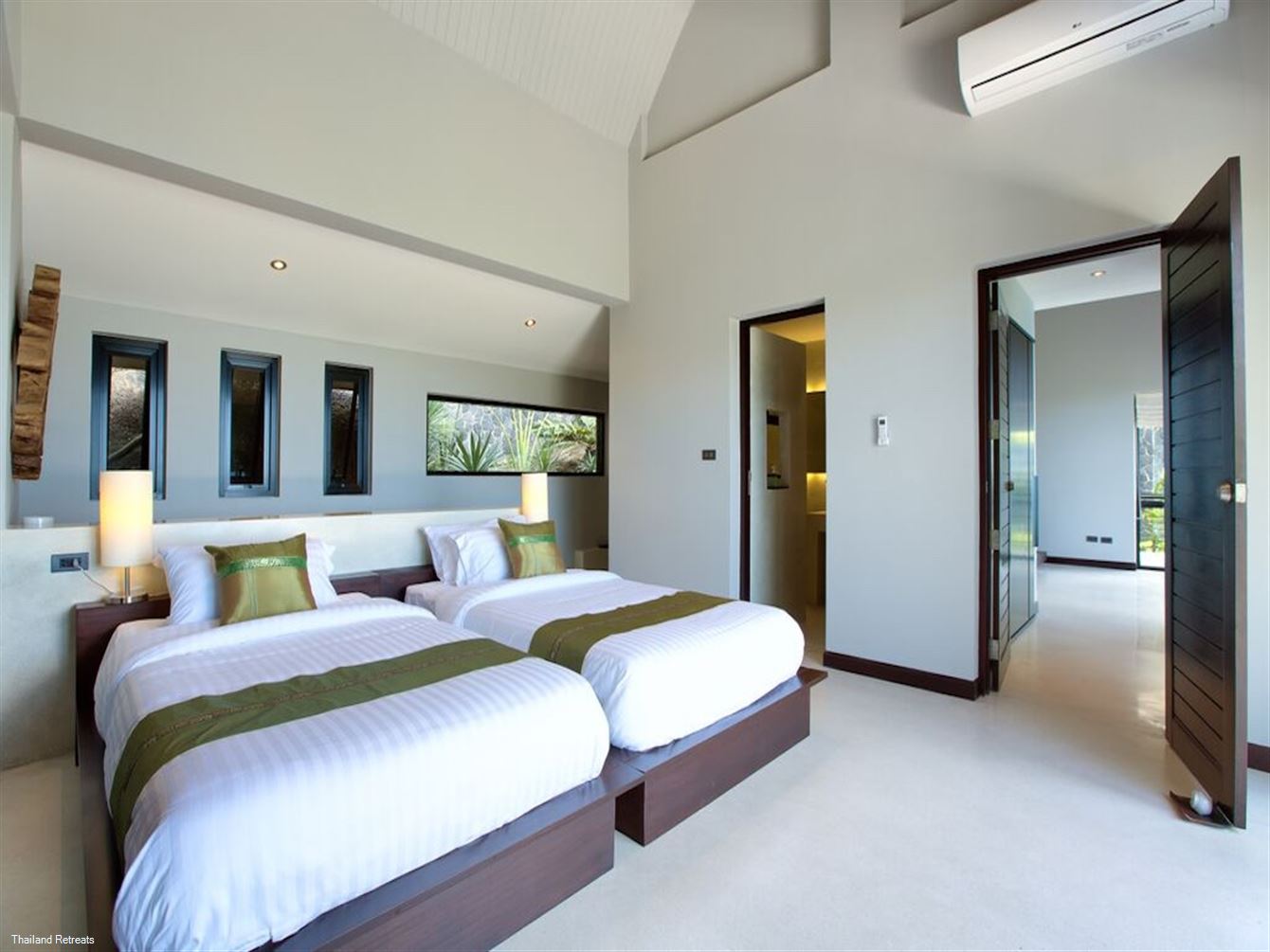 Chaweng Peak Villas