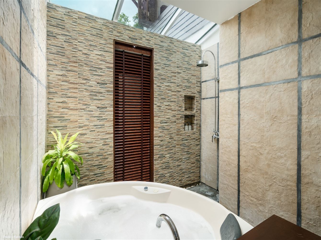 The Emerald Hill Beach Villa