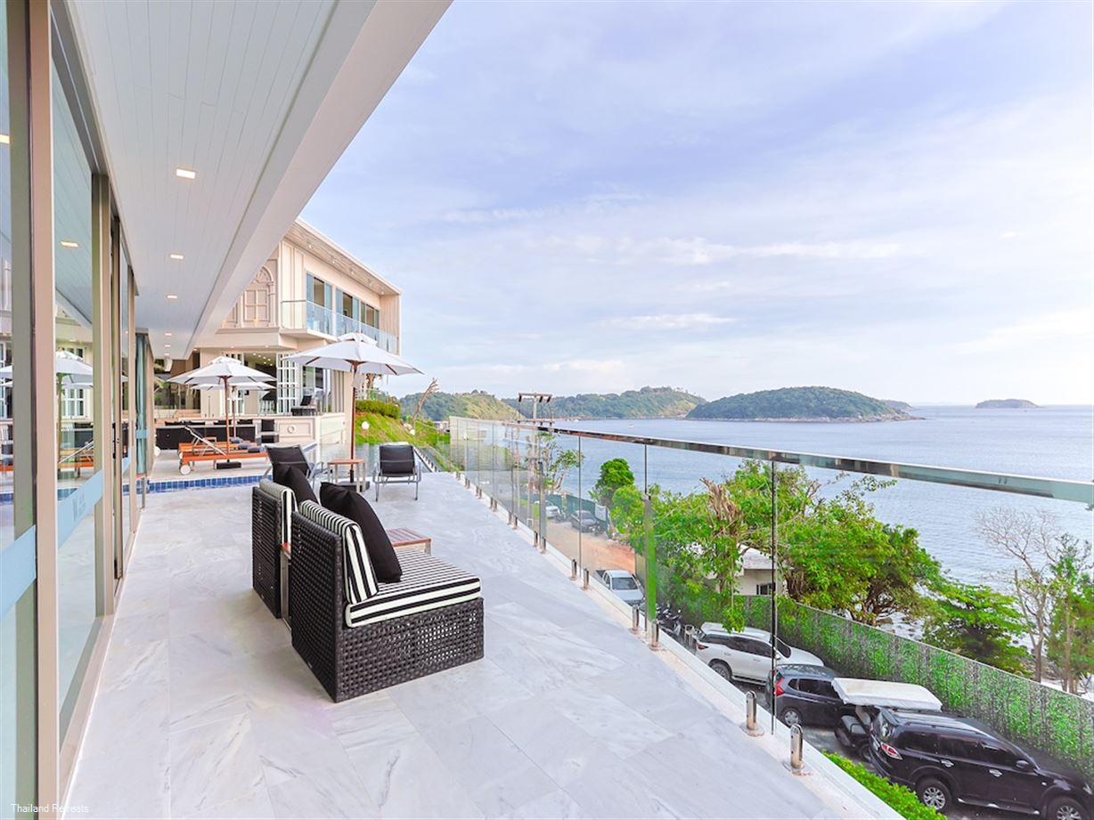 Villa W Collection