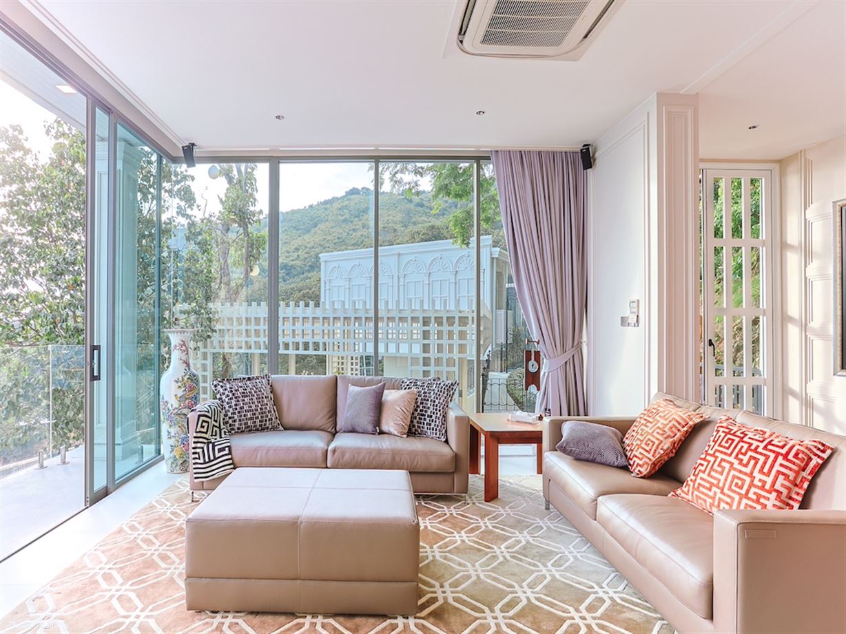 Villa W Collection